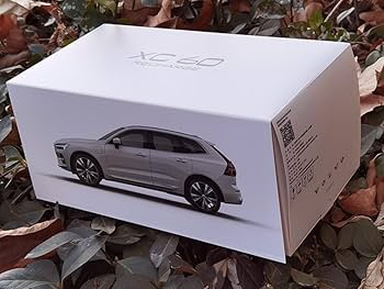 Amazon | 白！VOLVO特注 1/18 ボルボ NEW XC60 SUV 2022 | ミニカー